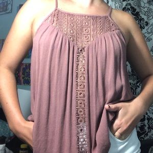 super cute detailed tank top 🌞